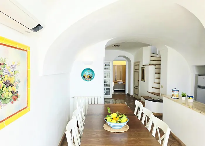 Profumo Di Mare Con Vista Mozzafiato Positano