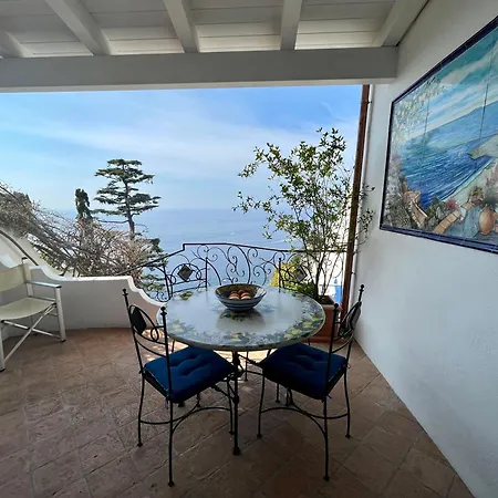 Profumo Di Mare Con Vista Mozzafiato דירה